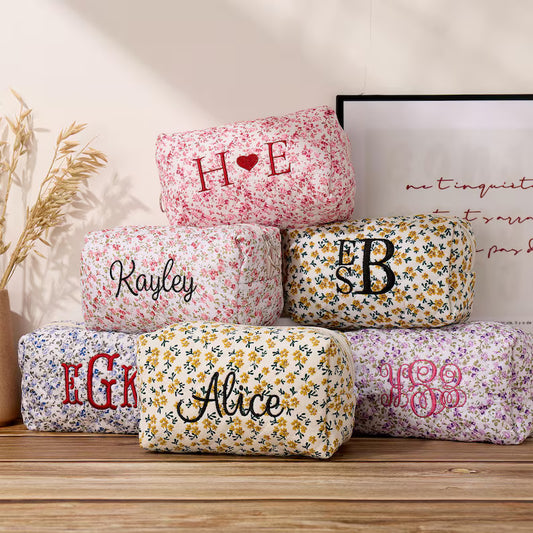 Personalized Floral Makeup Bag, Personalized Bridesmaid Makeup Bag with custom Embroidered Name, Cosmetic Bag
