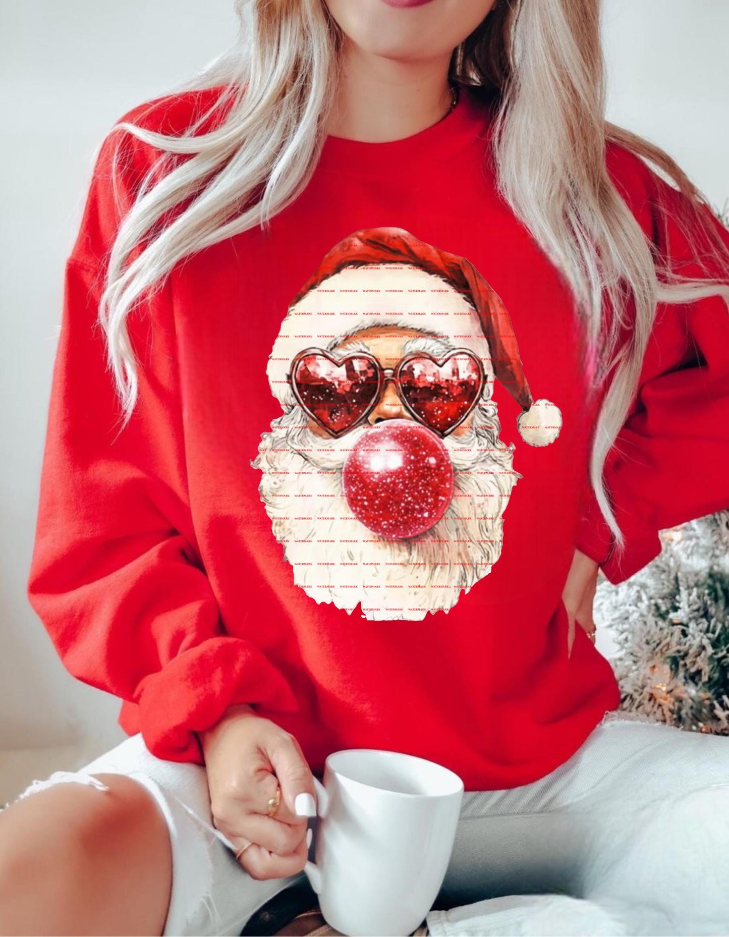 Retro Cool Santa Bubblegum Shirt design, Groovy Heart Glasses Claus Tee, Vintage Funky Xmas Aesthetic Gift, Trendy Retro Holiday Vibes Top