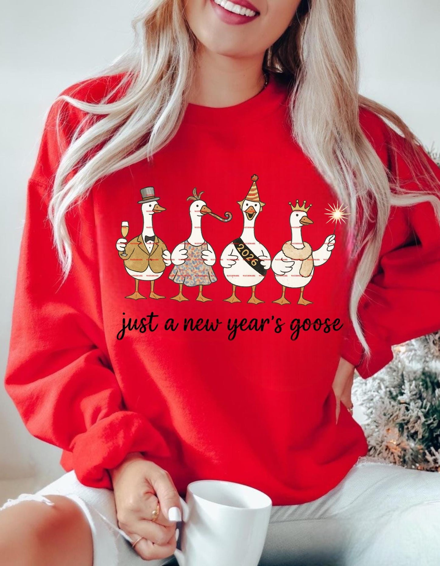 Funny New Year Goose Shirt, New Year’s Eve Party Tee, Cute Goose New Year Top, Holiday Humor Shirt, 2025 New Year Animal Graphic Tee