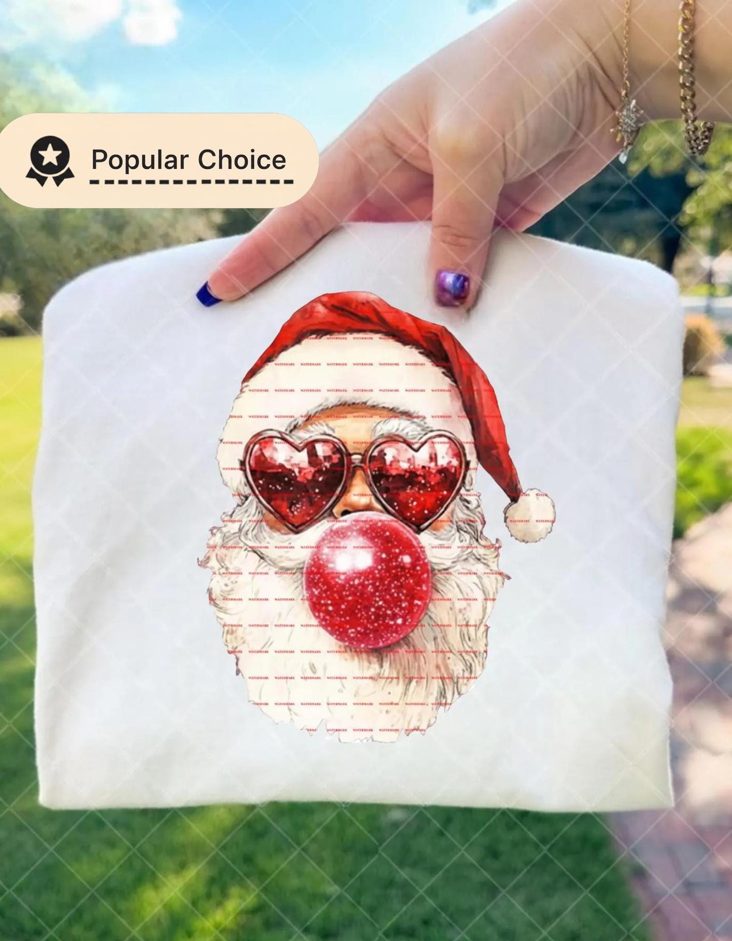 Retro Cool Santa Bubblegum Shirt design, Groovy Heart Glasses Claus Tee, Vintage Funky Xmas Aesthetic Gift, Trendy Retro Holiday Vibes Top