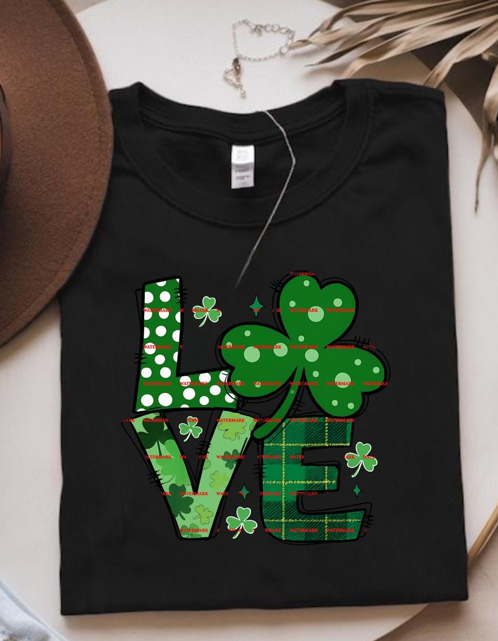 St Patrick’s Day Love PNG, Shamrock Love Design, Irish Clover Sublimation, St Paddy’s Day Shirt Graphic, March sublimation, Green Love